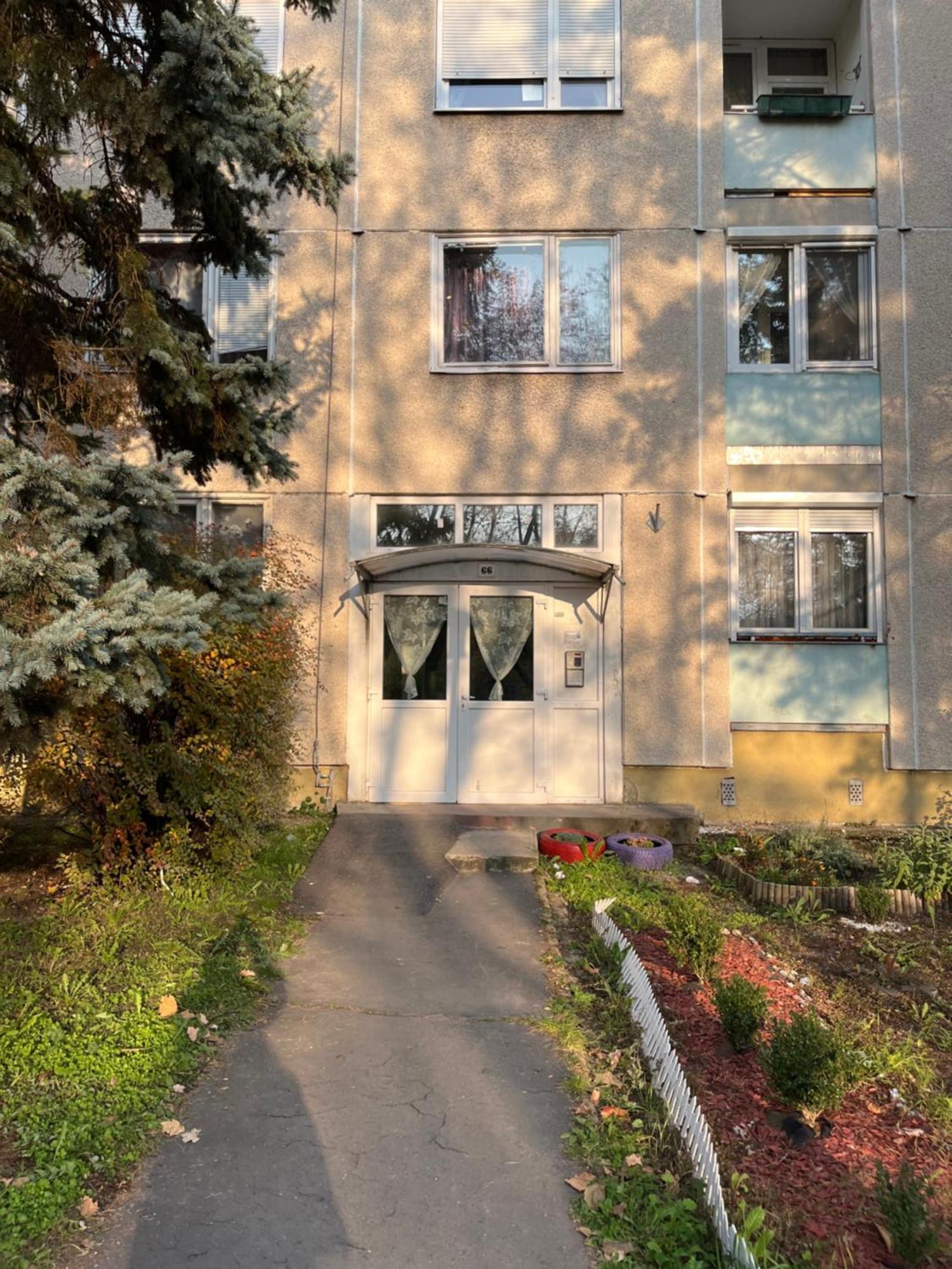 Var Apartman Мішкольц Екстер'єр фото